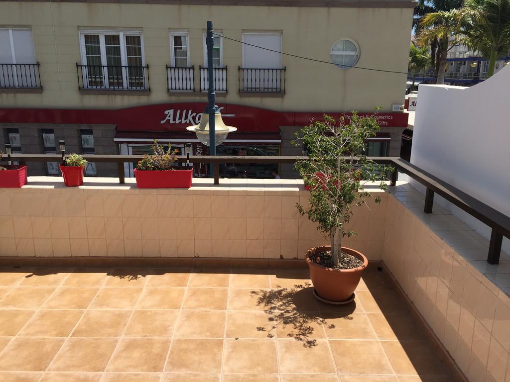 Los Angeles Mogan Apartamentos 莫甘海滩 外观 照片