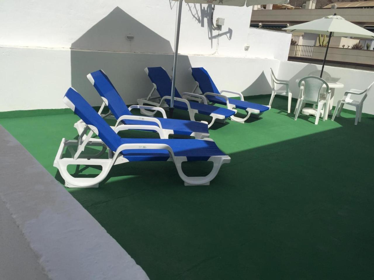 Los Angeles Mogan Apartamentos 莫甘海滩 外观 照片
