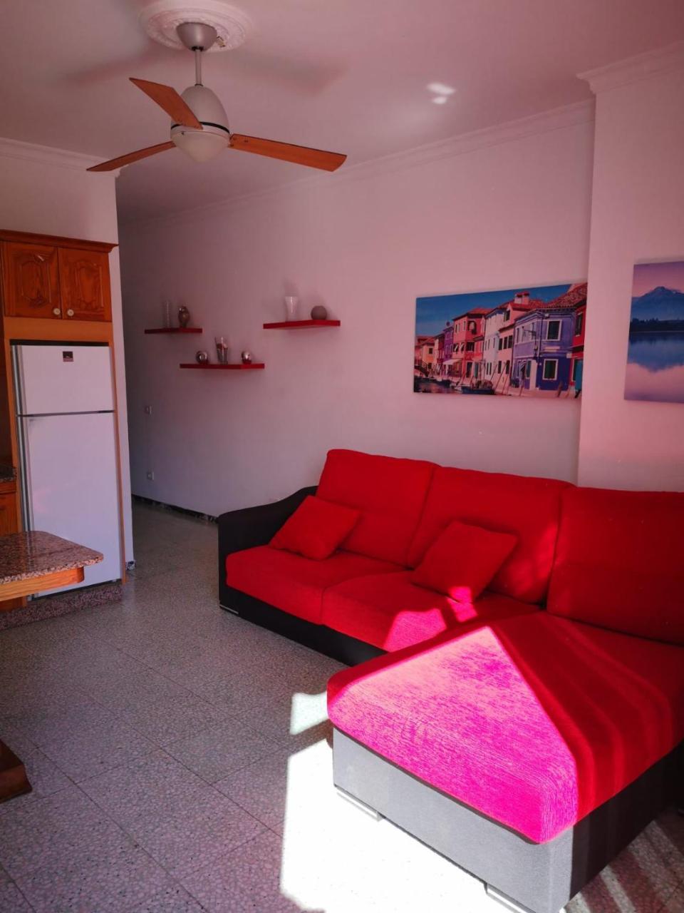 Los Angeles Mogan Apartamentos 莫甘海滩 外观 照片