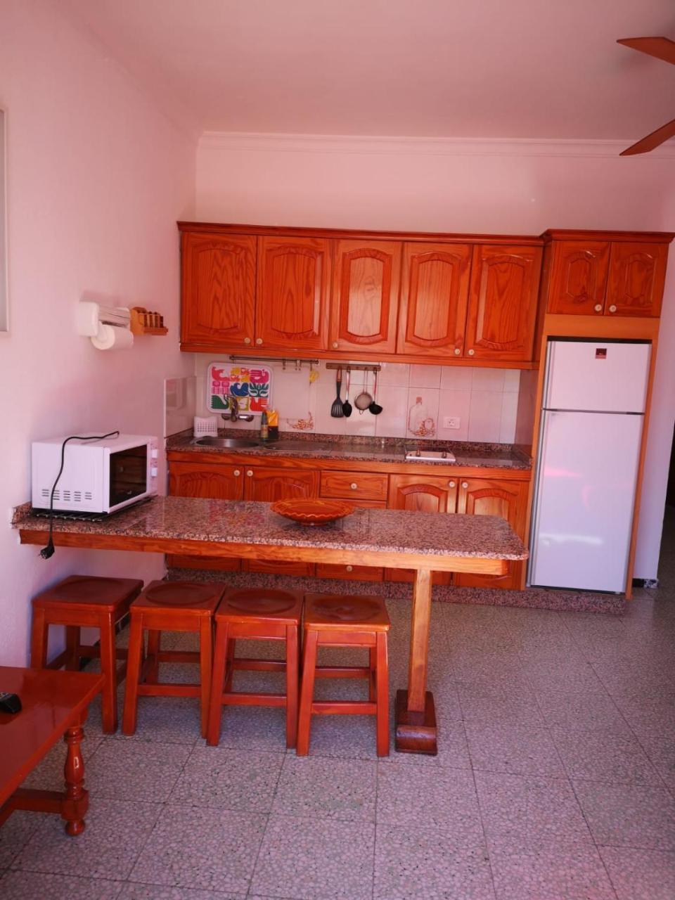 Los Angeles Mogan Apartamentos 莫甘海滩 外观 照片